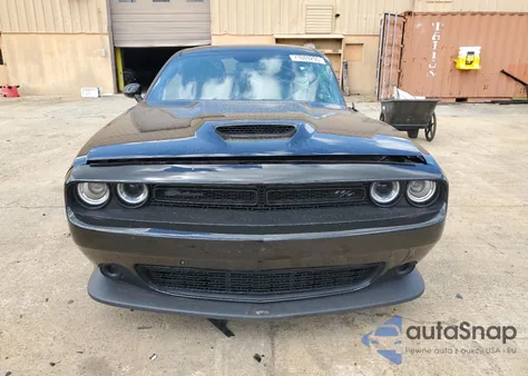 2023 Dodge Challenger R/T из США, поврежденный, VIN 2C3CDZBT8PH655109